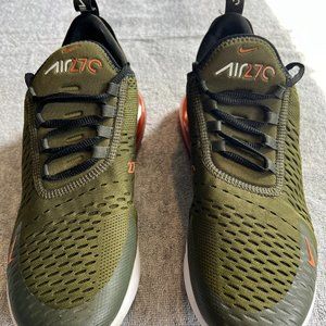Nike Air Max 270's - Men's 9.5 - EUC